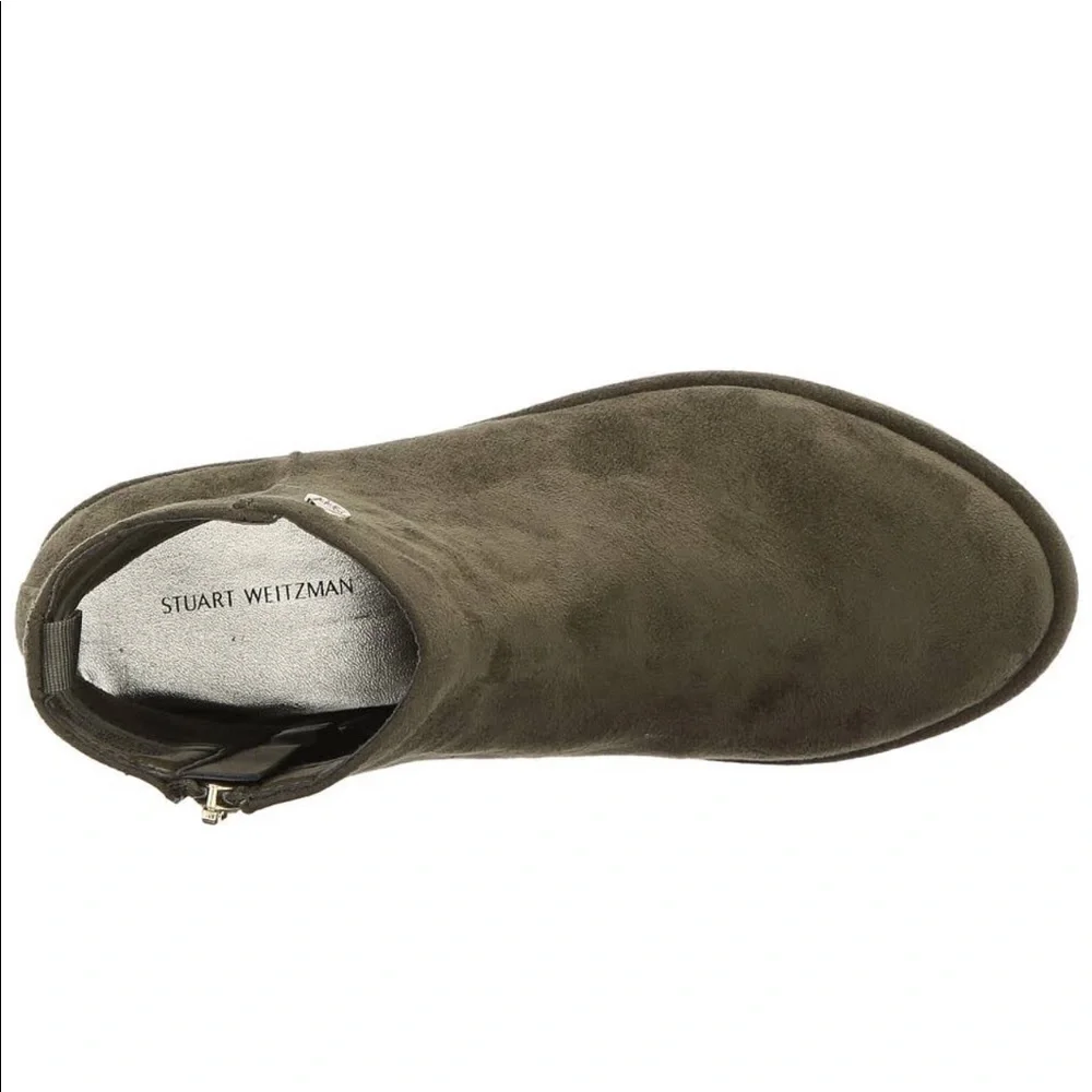 Stuart Weitzman Girls Olive Lowland Low Suede Ankle Bootie Size 2